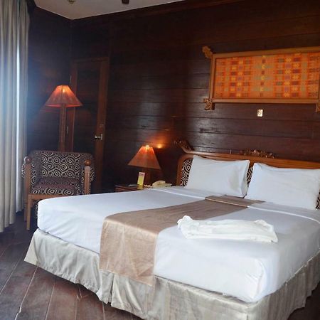 Hotel Pantai Gapura 마카사르 외부 사진