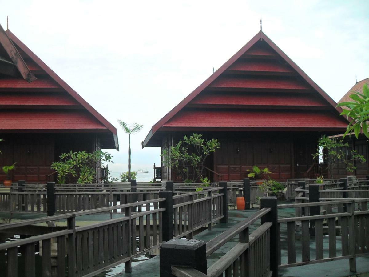 Hotel Pantai Gapura 마카사르 외부 사진