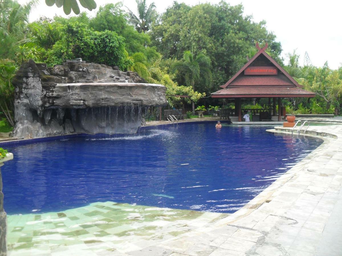 Hotel Pantai Gapura 마카사르 외부 사진